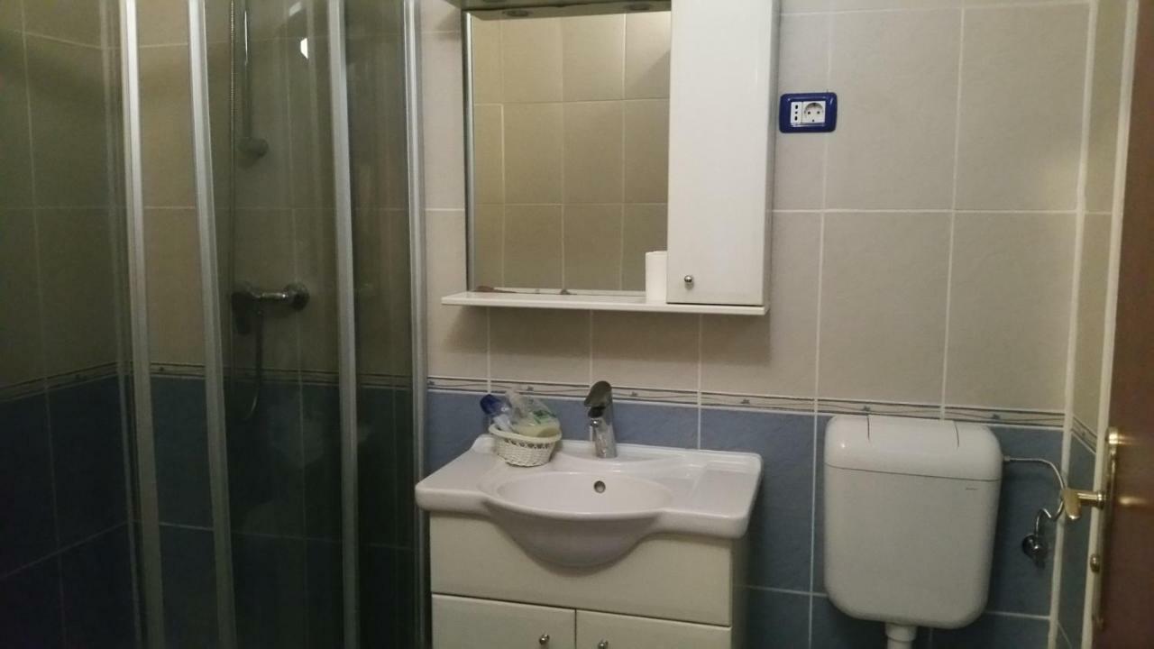 Cristalex Villaverde Bucharest Pantelimon Экстерьер фото