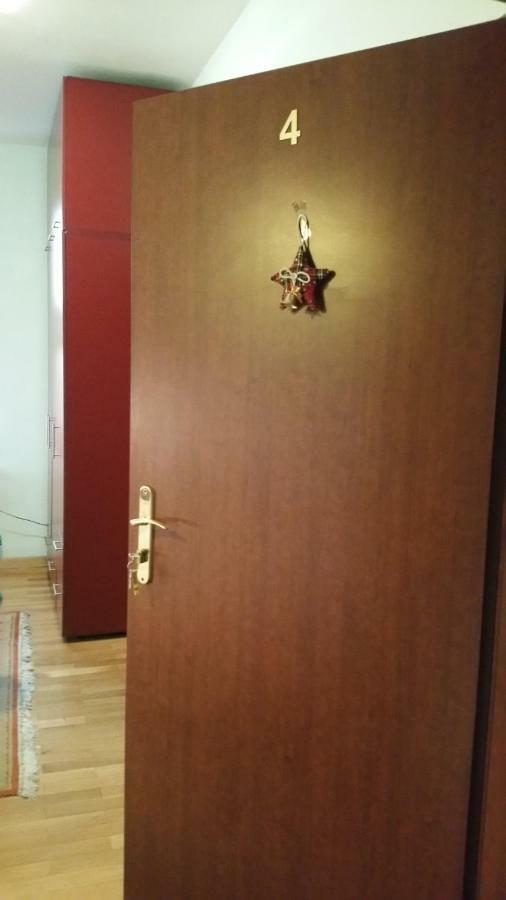 Cristalex Villaverde Bucharest Pantelimon Экстерьер фото